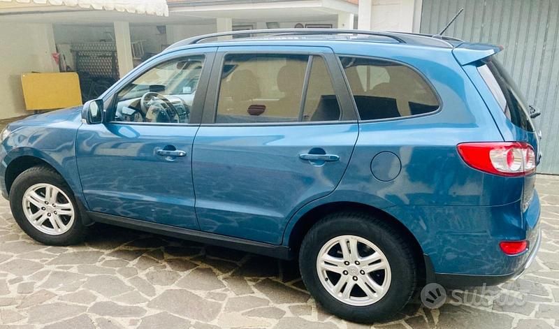 Usata Hyundai Santa Fe Style 197 CV (144 kW) 2012 Blu/azzurro SUV