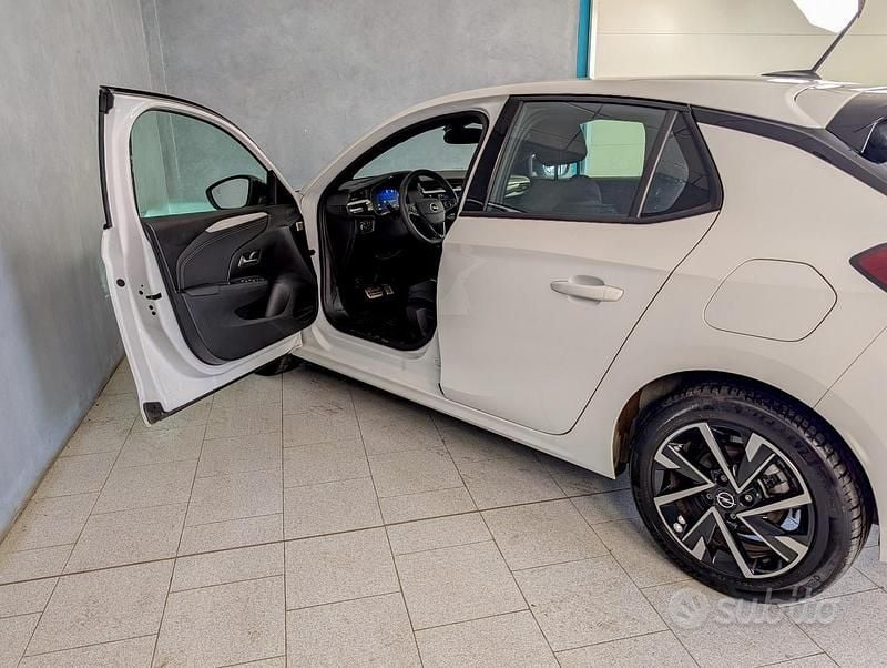 Occasion Opel Corsa 101 ch (74 kW) 2025 Blanc Citadine