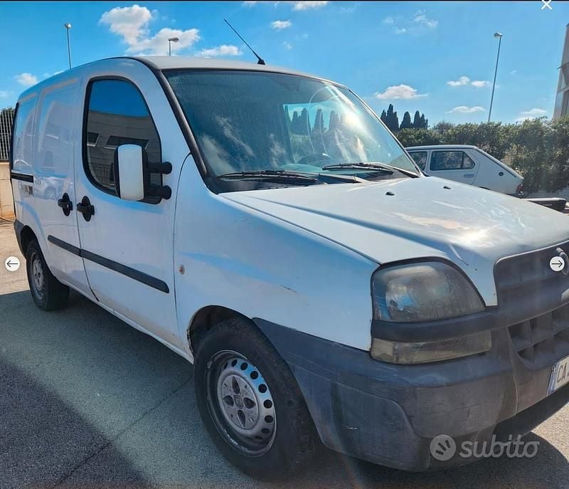 Usata Fiat Doblò 103 CV (75 kW) 2004 Bianco Monovolume