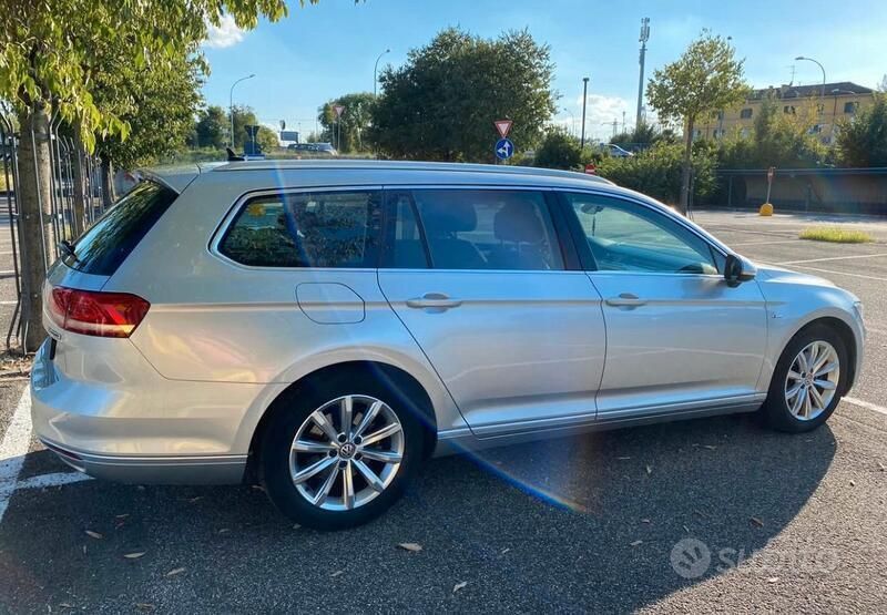 Usata VW Passat 120 CV (88 kW) 2015 Grigio Station wagon