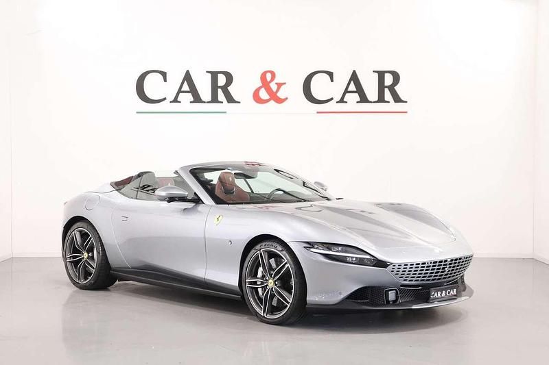 Nuova Ferrari Roma 620 CV (456 kW) 2025 Argento Coupé