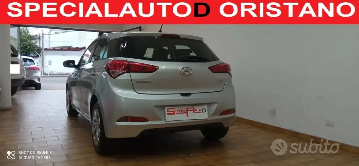 Usata Hyundai i20 75 CV (55 kW) 2016 Grigio Berlina