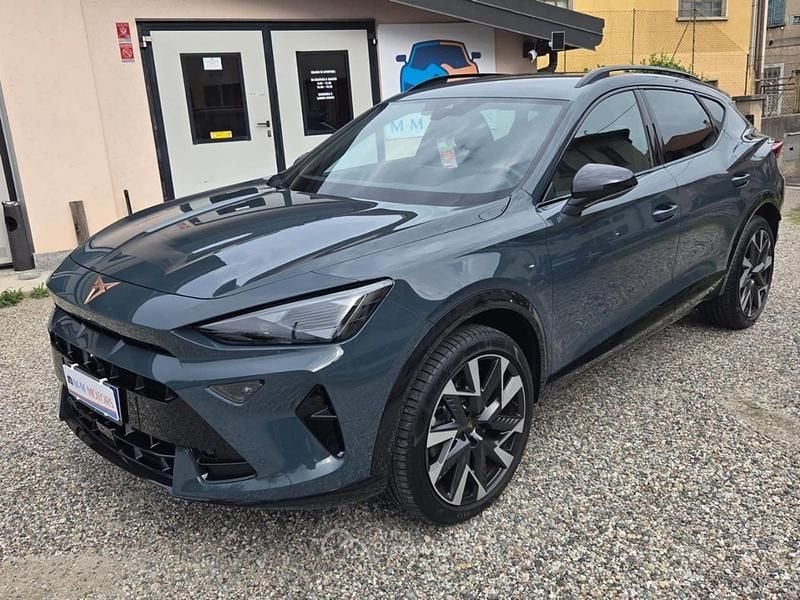 Grigio Usata 2024 Cupra Formentor SUV | 33.500 € (Cara) - Immagine 1/4