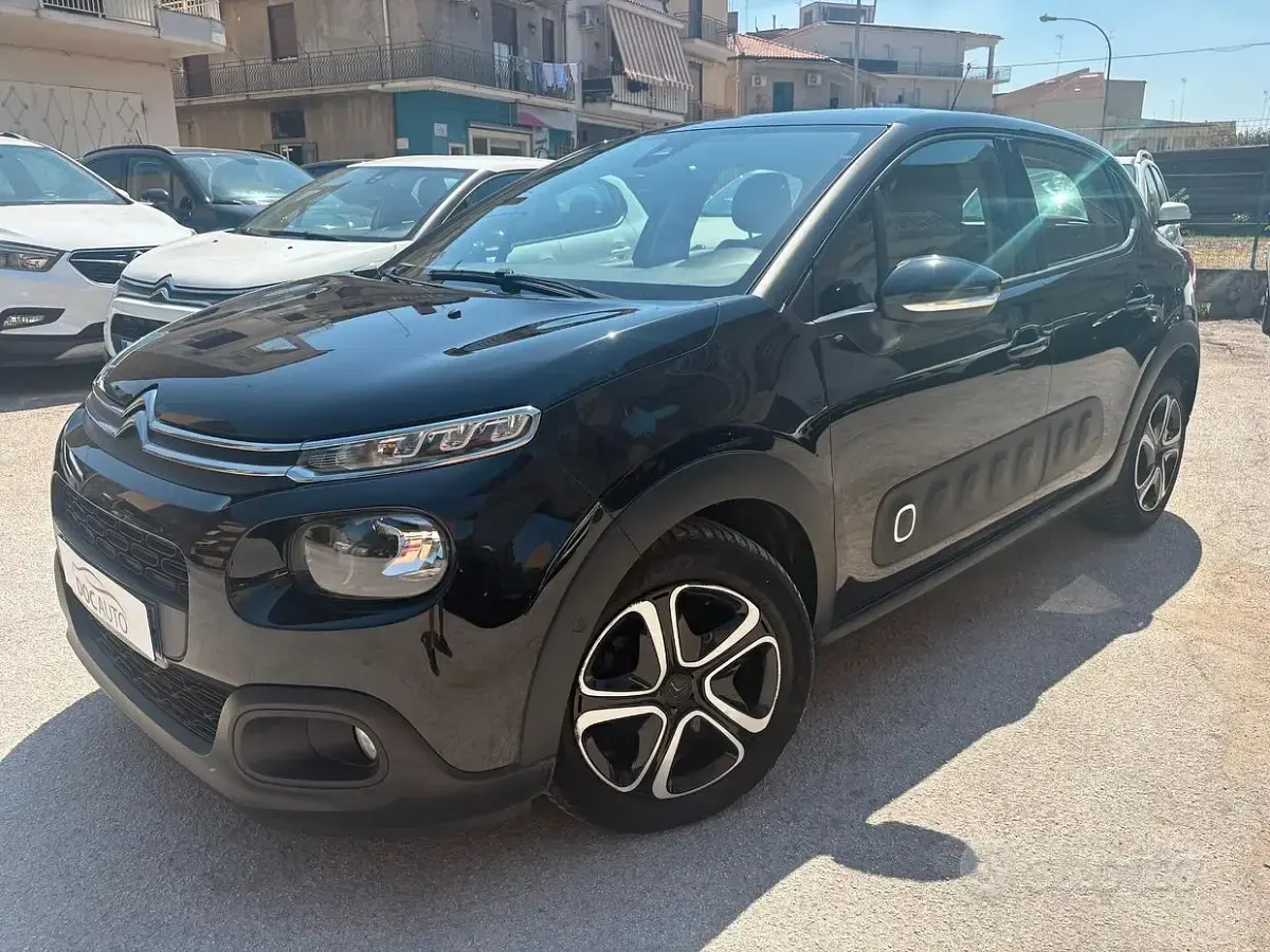 Usata Citroën C3 Feel 110 CV (80 kW) 2019 Nero Utilitaria