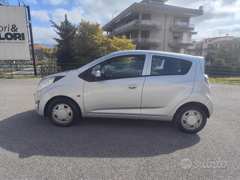 Usata Chevrolet Spark 68 CV (50 kW) 2011 Grigio Utilitaria