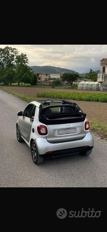 Usata Smart ForTwo Cabrio 90 CV (66 kW) 2017 Grigio Cabrio