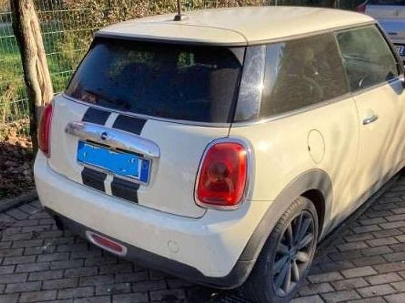 Usata Mini ONE 102 CV (75 kW) 2014 Utilitaria