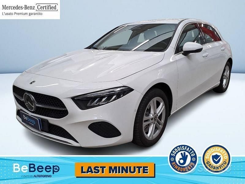Bianco Usata 2023 Mercedes A250 Advanced Tre volumi | 28.900 € (Ottimo prezzo) - Immagine 1/3