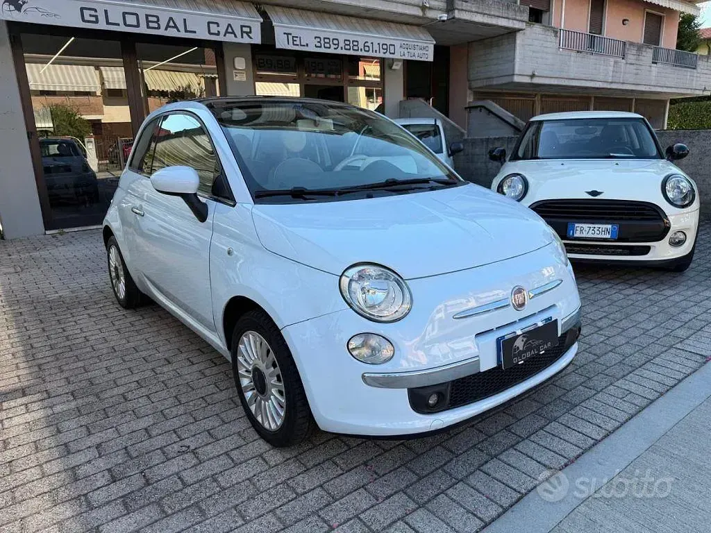 Usata Fiat 500 Lounge 69 CV (50 kW) 2008 Bianco Utilitaria