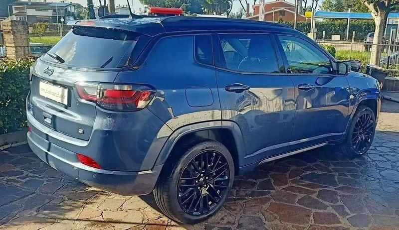 Usata Jeep Compass 179 CV (131 kW) 2023 Blu/azzurro SUV