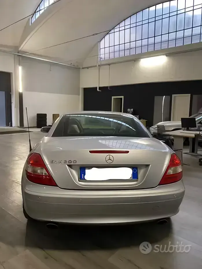 Usata Mercedes SLK200 163 CV (119 kW) 2005 Grigio Cabrio