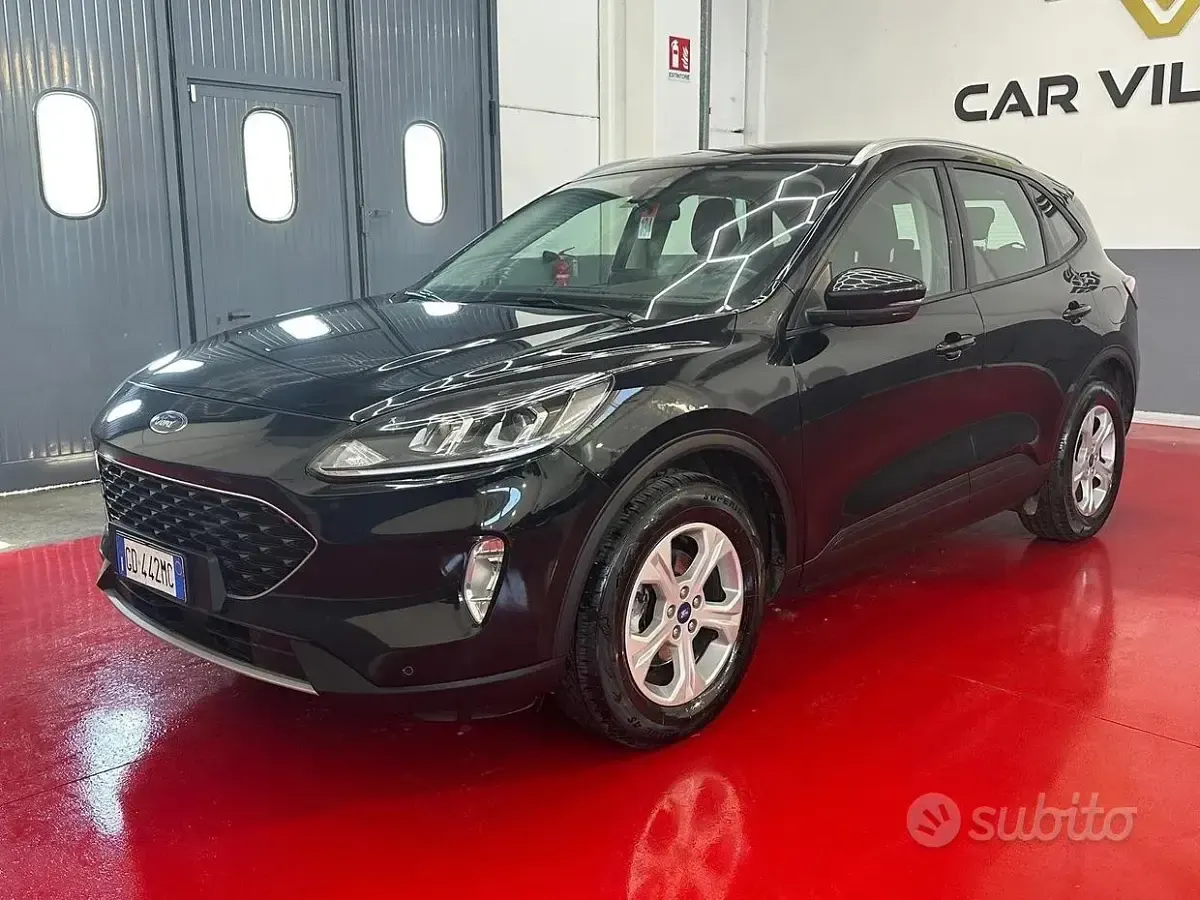 Usata Ford Kuga Titanium 120 CV (88 kW) 2020 Nero SUV