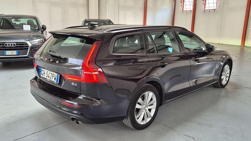 Usata Volvo V60 197 CV (144 kW) 2021 Nero Station wagon