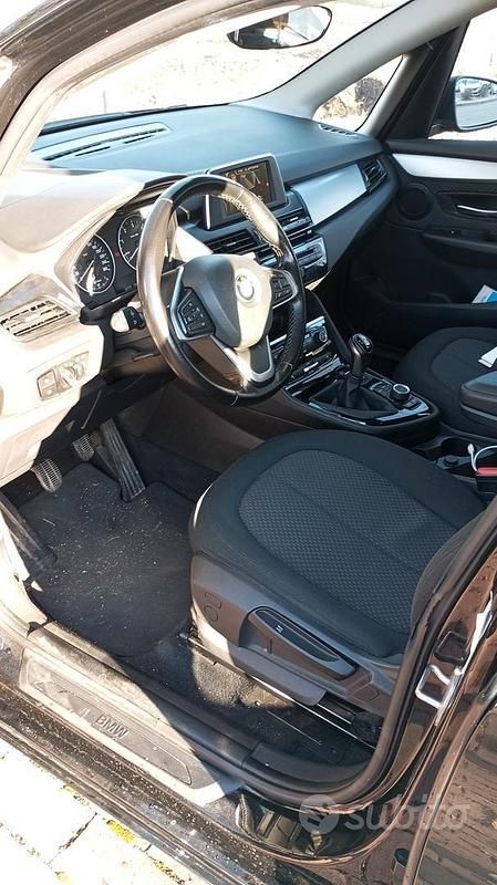 Usata BMW 216 Active Tourer 2017 Nero Monovolume