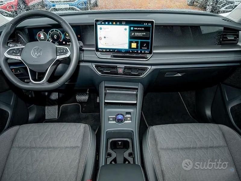 Usata VW Tayron Life 150 CV (110 kW) 2025 Grigio SUV