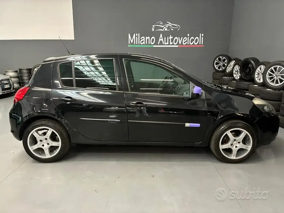 Usata Renault Clio IV 75 CV (55 kW) 2012 Nero Berlina