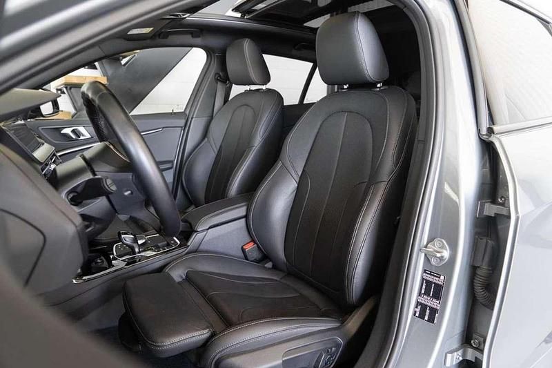 Usata BMW 120 Sport Line 178 CV (130 kW) 2023 Grigio Utilitaria