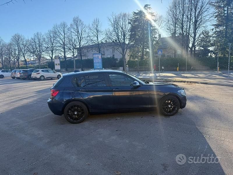 Usata BMW 120 184 CV (135 kW) 2014 Utilitaria