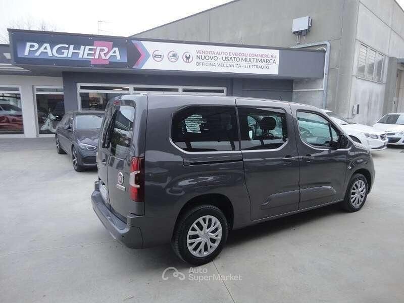 Usata Fiat Doblò 131 CV (96 kW) 2023 Other Monovolume