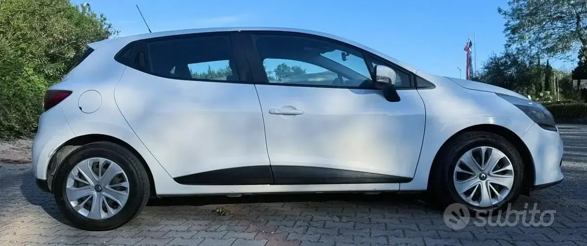 Usata Renault Clio IV 75 CV (55 kW) 2014 Bianco Berlina