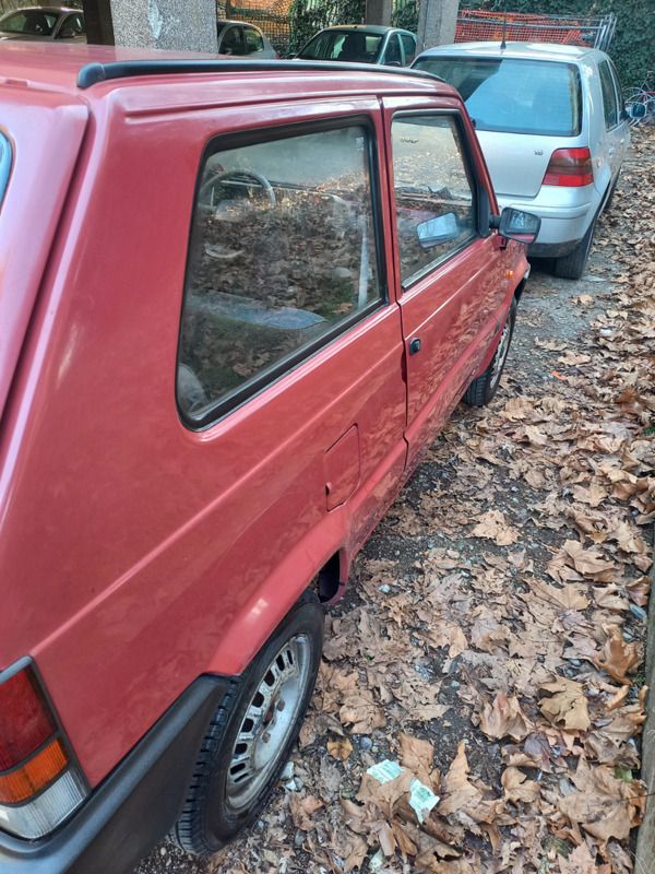 Usata Fiat Panda Young 54 CV (39 kW) 2001 Rosso Utilitaria