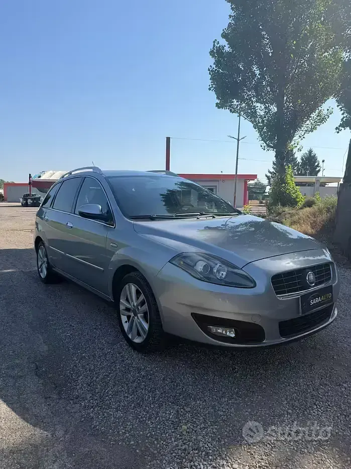 Usata Fiat Croma Dynamic 140 CV (102 kW) 2008 Grigio Station wagon