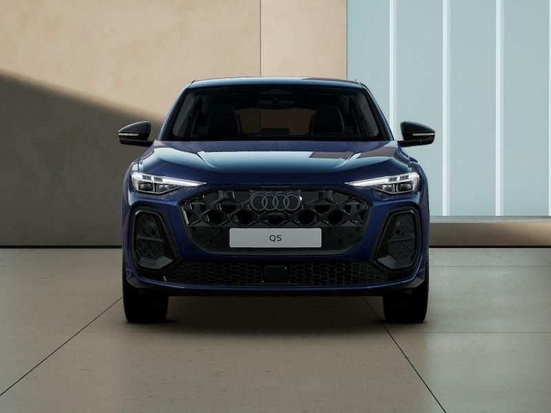 Nuova Audi Q5 Comfort 204 CV (150 kW) 2026 Blu navarra metallizzato SUV