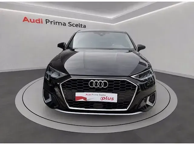 Usata Audi A3 Advanced 110 CV (80 kW) 2023 Nero perla Berlina