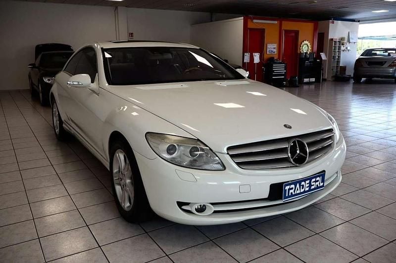 Usata Mercedes CL500 386 CV (283 kW) 2008 Bianco Coupé