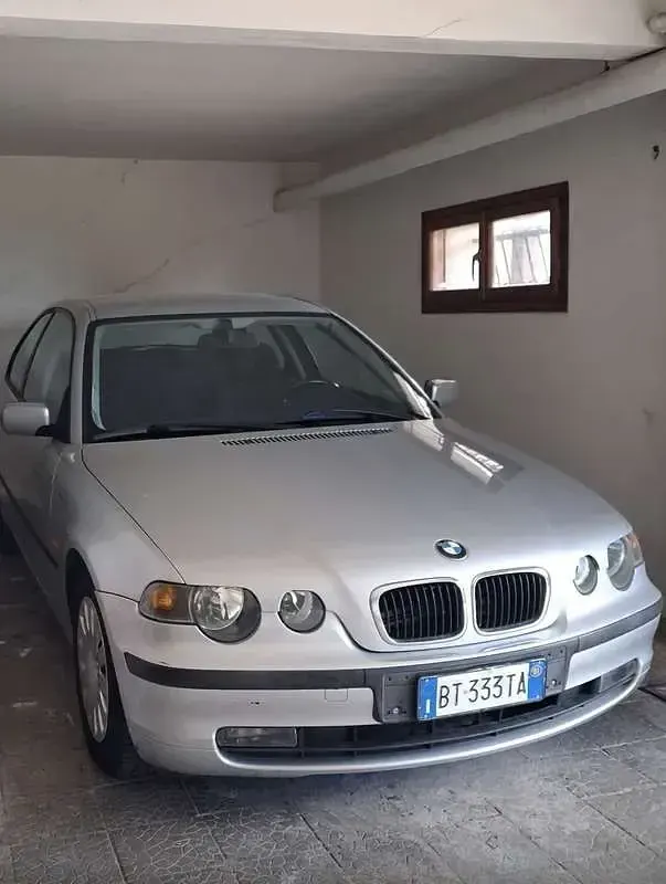Usata BMW 316 Efficient Dynamics 116 CV (85 kW) 2001 Grigio Berlina
