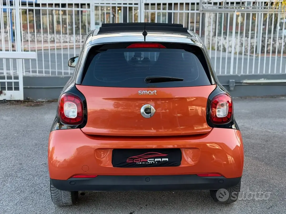Usata Smart ForFour Passion 71 CV (52 kW) 2017 Arancione Utilitaria