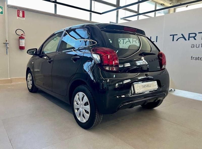 Usata Peugeot 108 Active 72 CV (52 kW) 2021 Nero Utilitaria