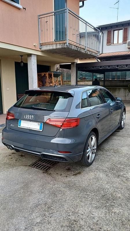 Usata Audi A3 Sportback Admired 150 CV (110 kW) 2020 Grigio Utilitaria
