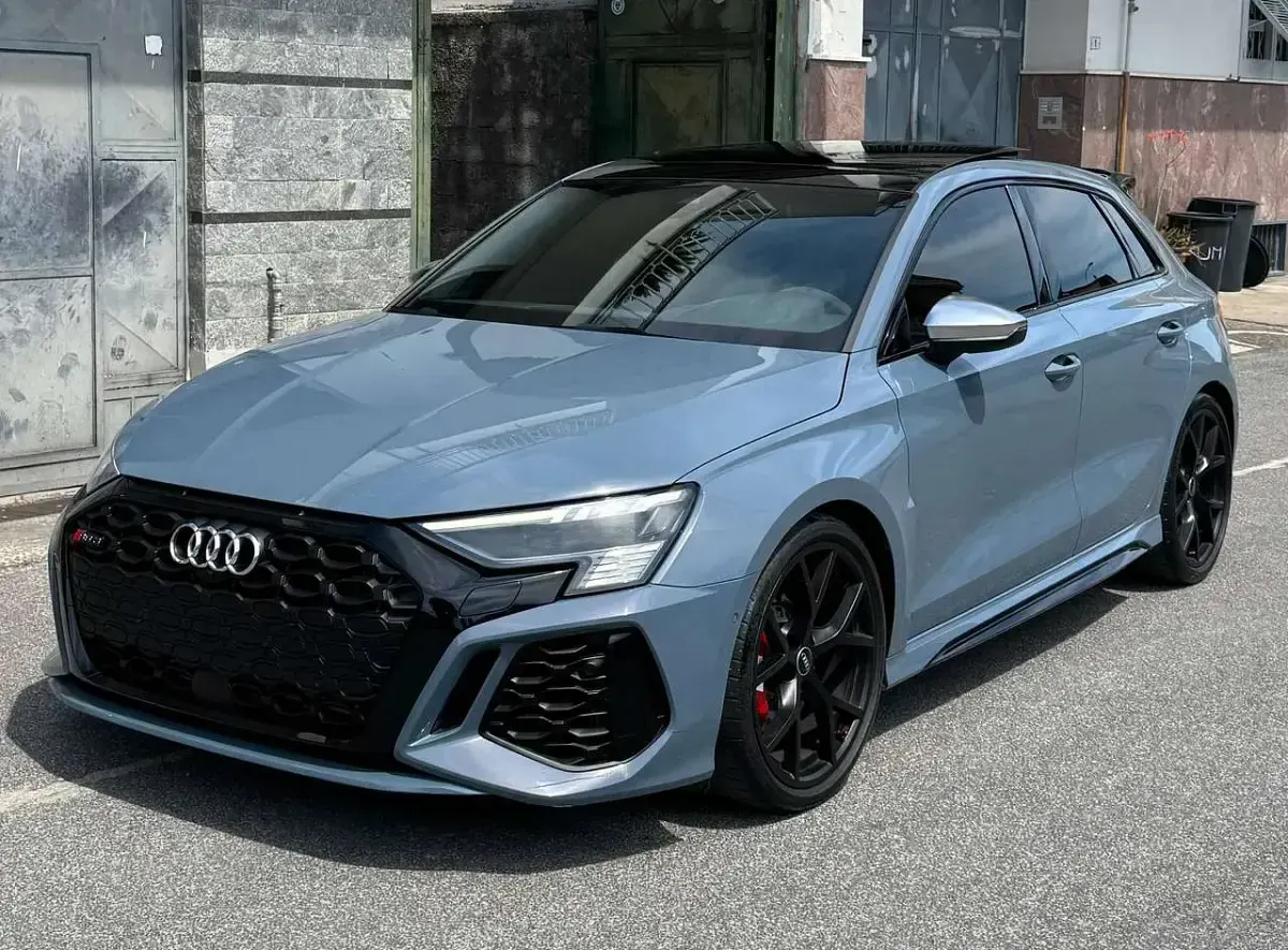 Usata Audi RS3 Ambiente 400 CV (294 kW) 2022 Nero Berlina