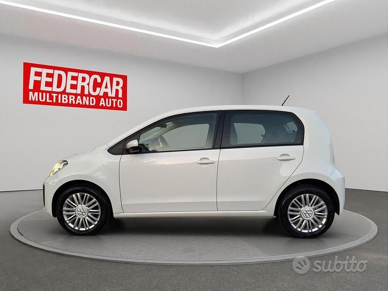 Usata VW up! Move 65 CV (47 kW) 2022 Blu Utilitaria