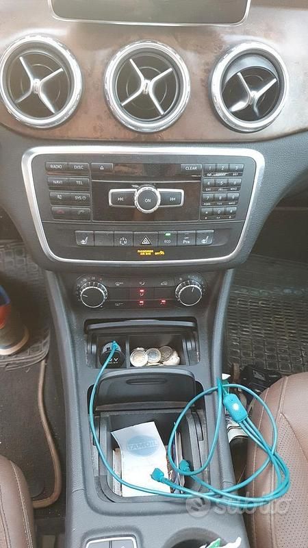 Usata Mercedes GLA200 136 CV (100 kW) 2014 Marrone SUV