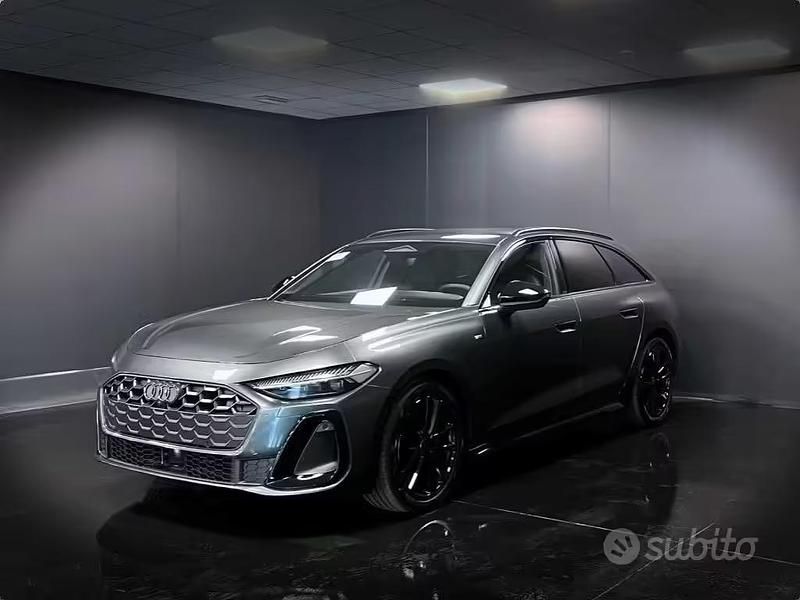 Nouvelle Audi A5 Design 204 ch (150 kW) 2025 Gris Break