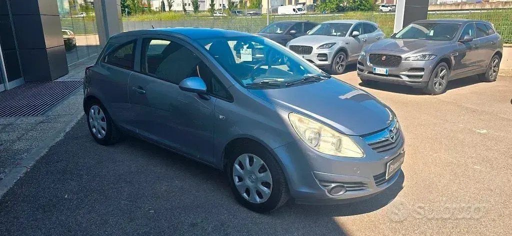 Usata Opel Corsa 80 CV (58 kW) 2009 Grigio Utilitaria