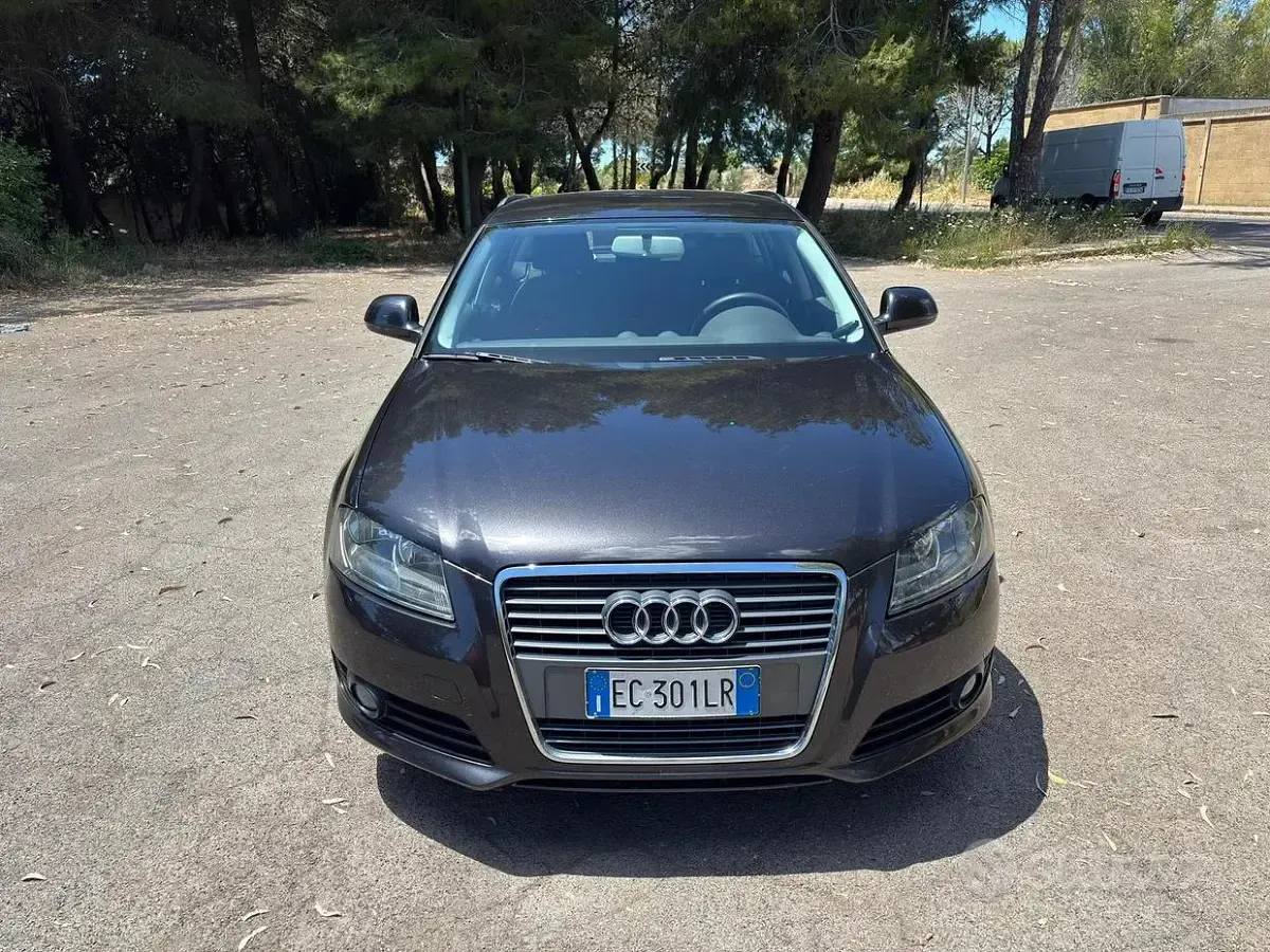 Usata Audi A3 Sportback Ambition 90 CV (66 kW) 2010 Nero Utilitaria