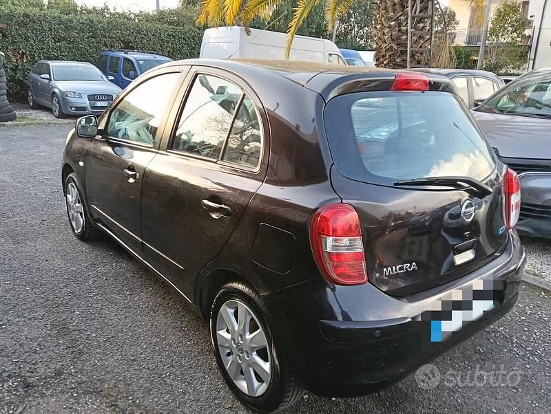 Usata Nissan Micra 80 CV (58 kW) 2011 Nero Utilitaria