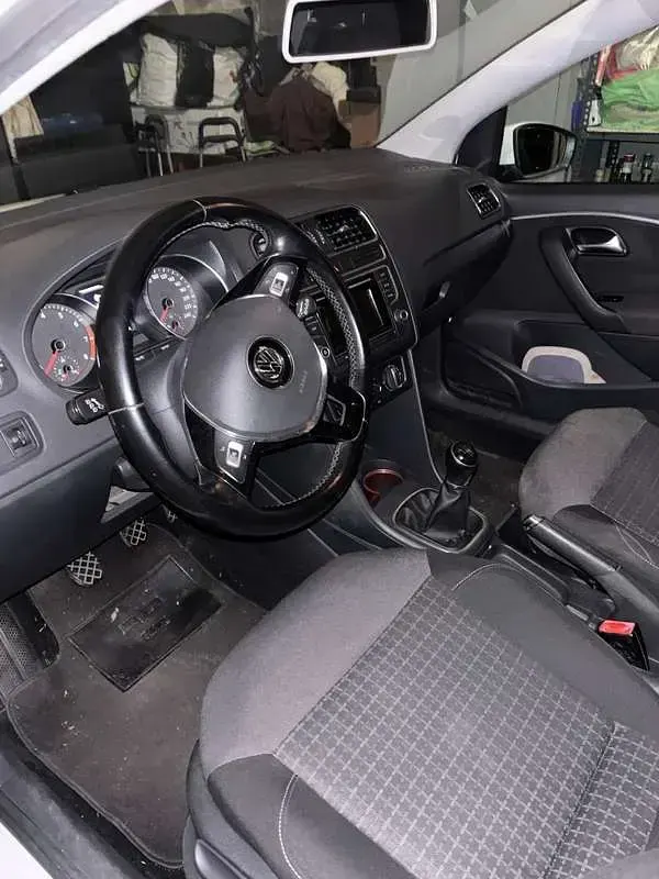 Usata VW Polo Comfortline 90 CV (66 kW) 2017 Bianco Berlina