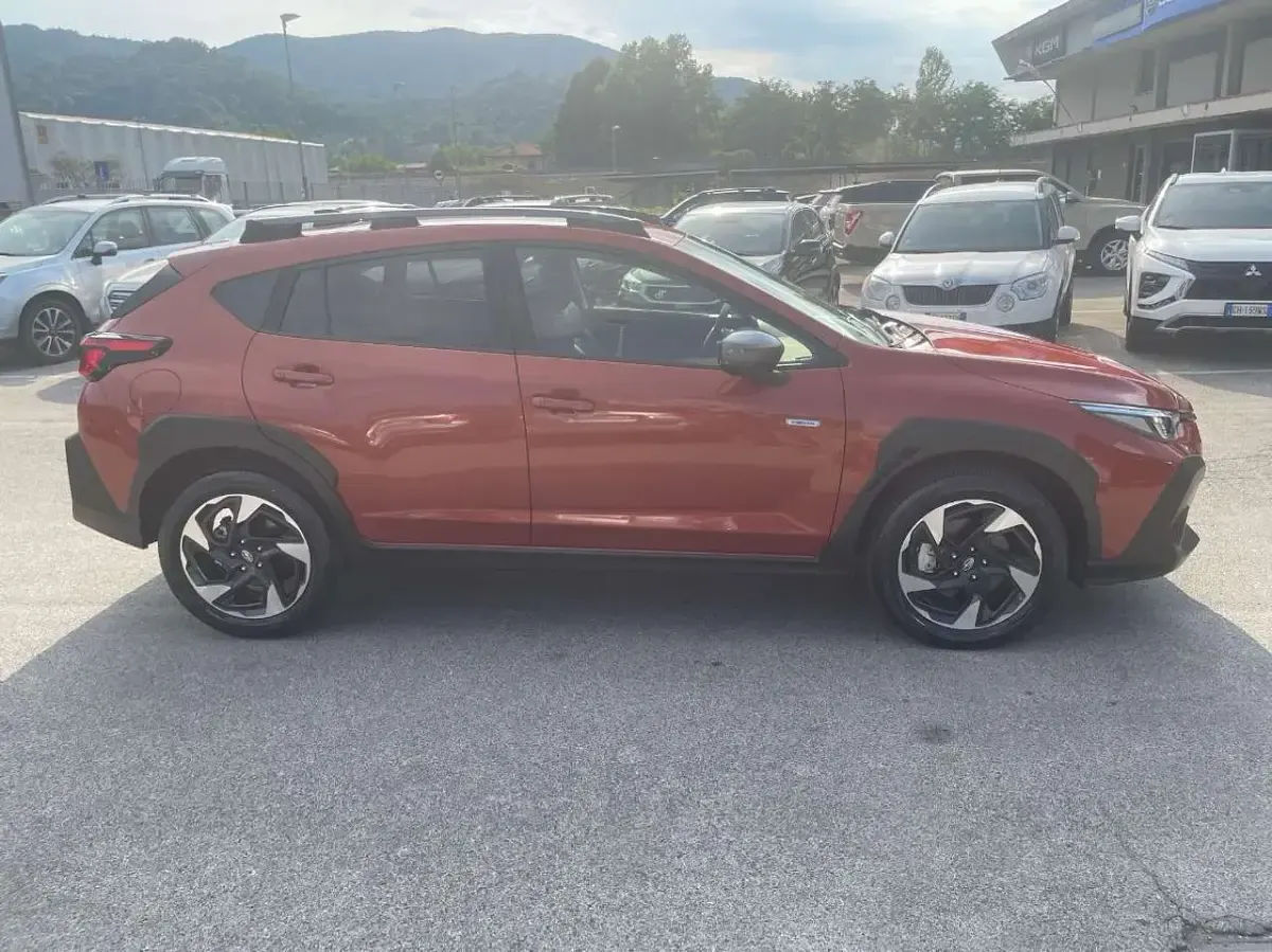 Usata Subaru Crosstrek Premium 136 CV (100 kW) 2025 Arancione SUV