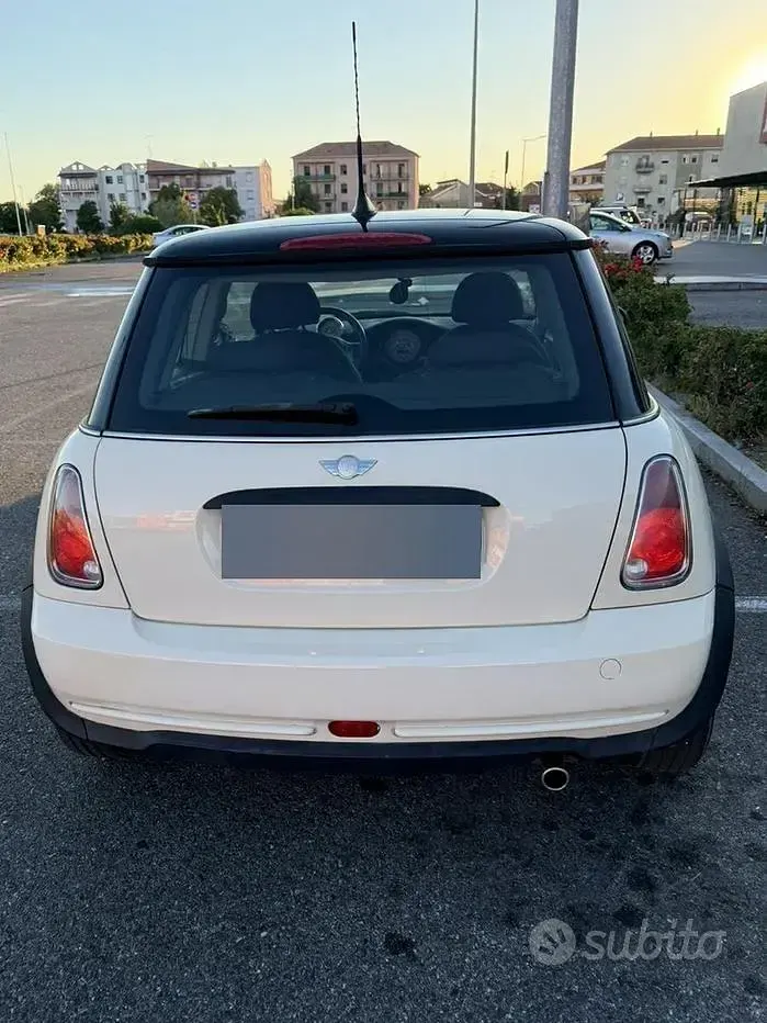 Usata Mini ONE 90 CV (66 kW) 2006 Giallo Utilitaria