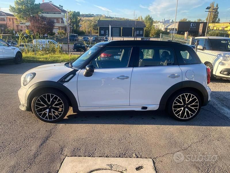 Usata Mini John Cooper Works Countryman 218 CV (160 kW) 2015 Bianco SUV