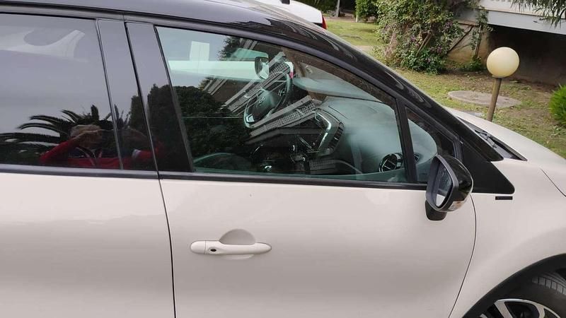 Usata Renault Captur 90 CV (66 kW) 2017 Beige SUV