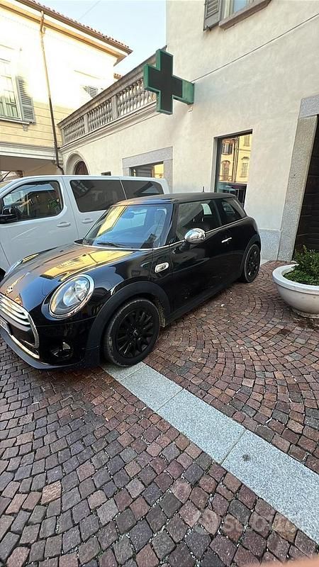 Nero Usata 2016 Mini ONE Due volumi | 11.999 € (Buon prezzo) - Immagine 1/4