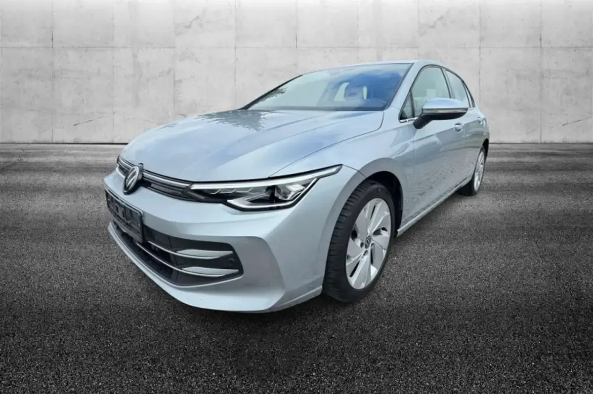 Brugt VW Golf VIII Style 150 HK (110 kW) 2025 Sølv Sedan