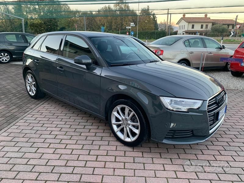 Usata Audi A3 Sport 150 CV (110 kW) 2017 Grigio Berlina