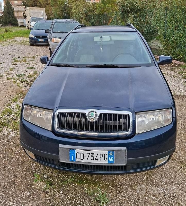 Usata Skoda Fabia 2002 Blu Station wagon