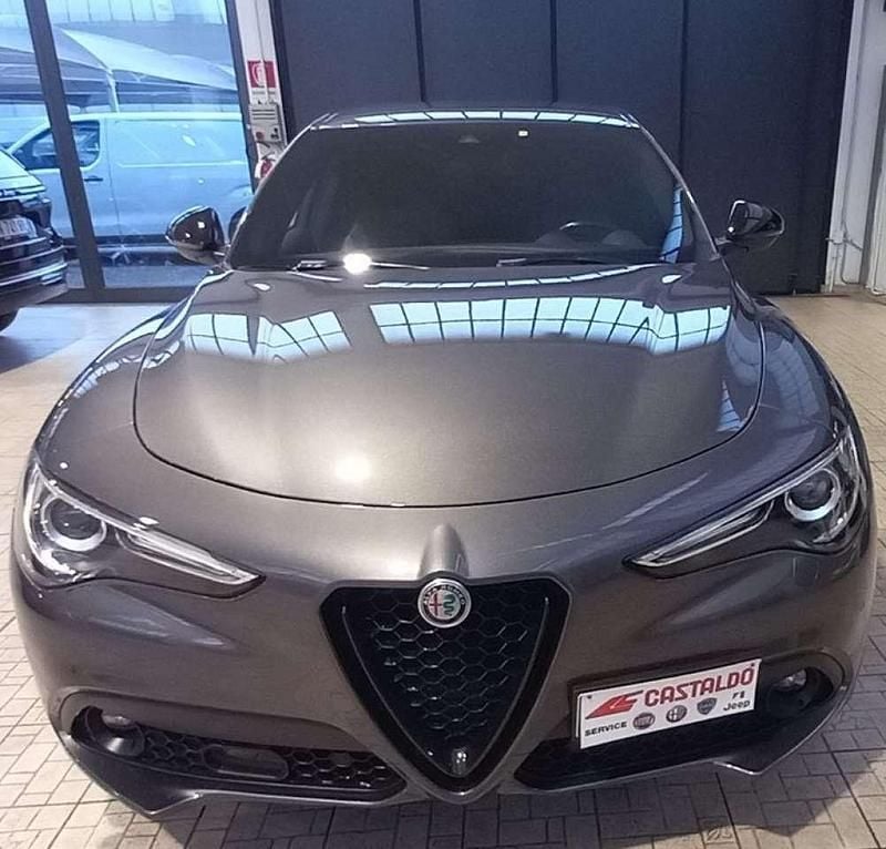 Usata Alfa Romeo Stelvio Veloce 210 CV (154 kW) 2022 Grigio SUV